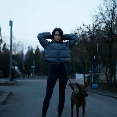 Тихоня, 33