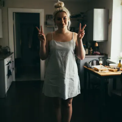 Катя, 21